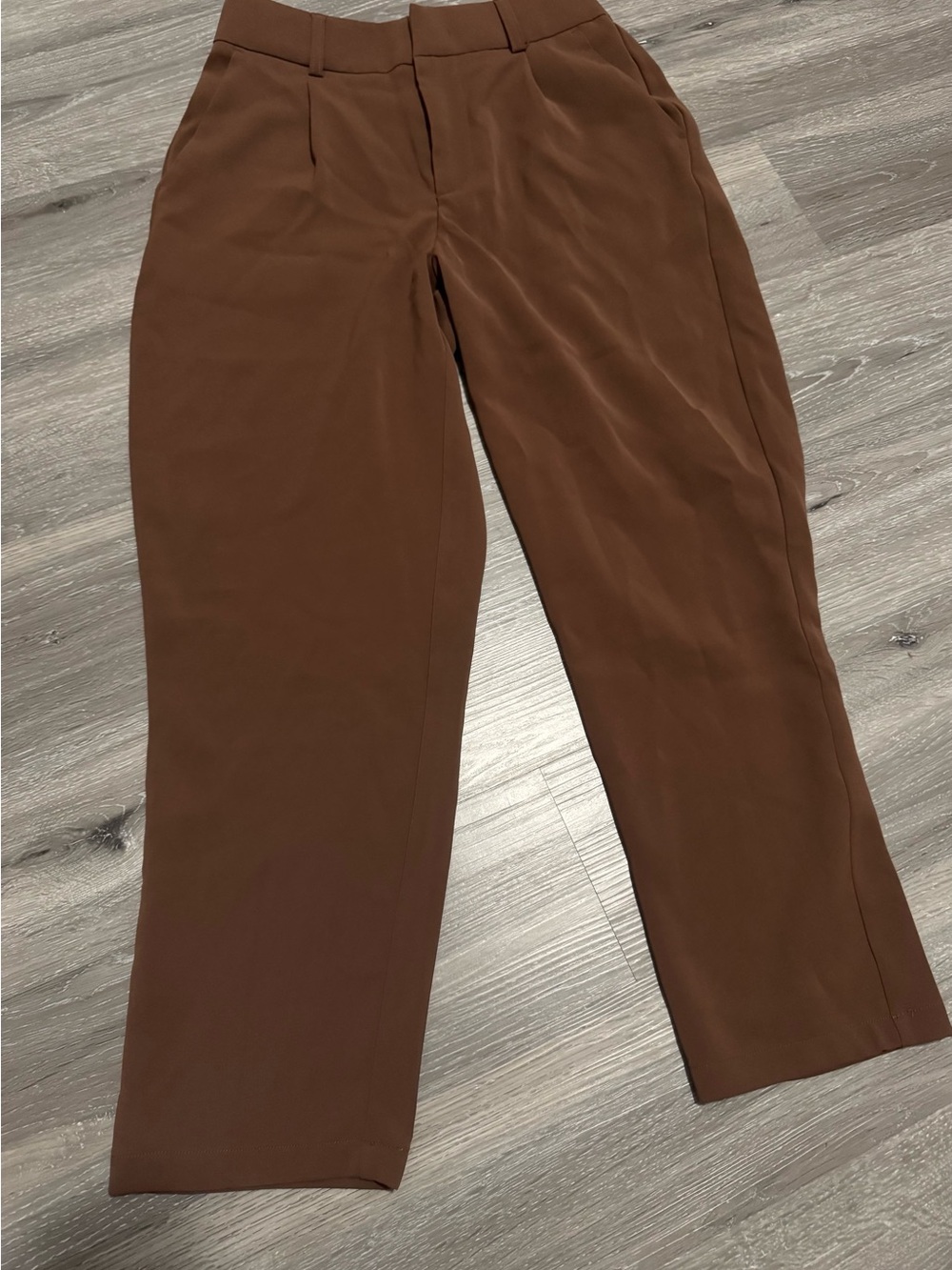 HALARA Brown High-Waist Pleated Trousers